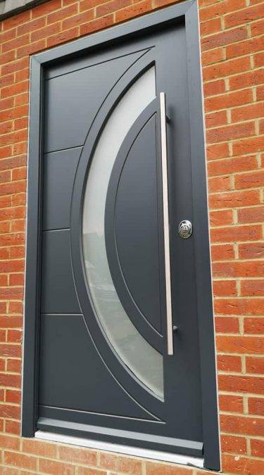Modern Design Security Doors with Moon Shape Glass