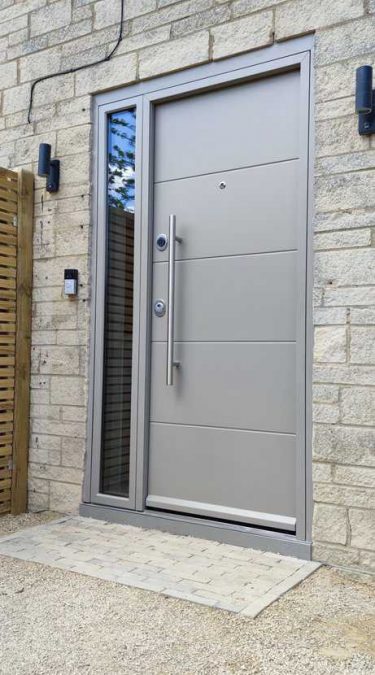 Modern Design Security Door with FIAM X1R Smart Lock